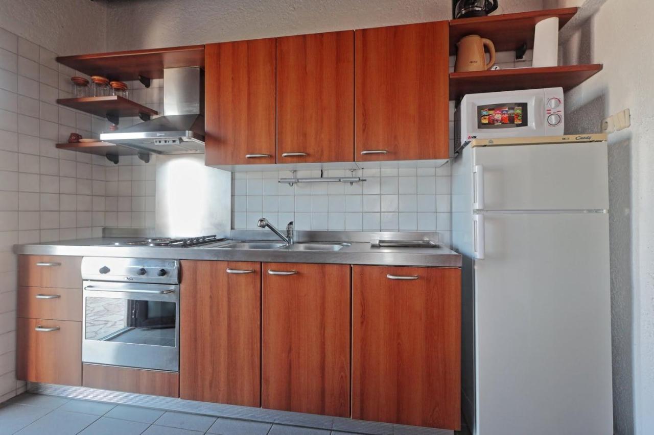 Two Olives Villa เวอร์บนิค ภายนอก รูปภาพ